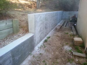 retaining wall builder st peters missouri